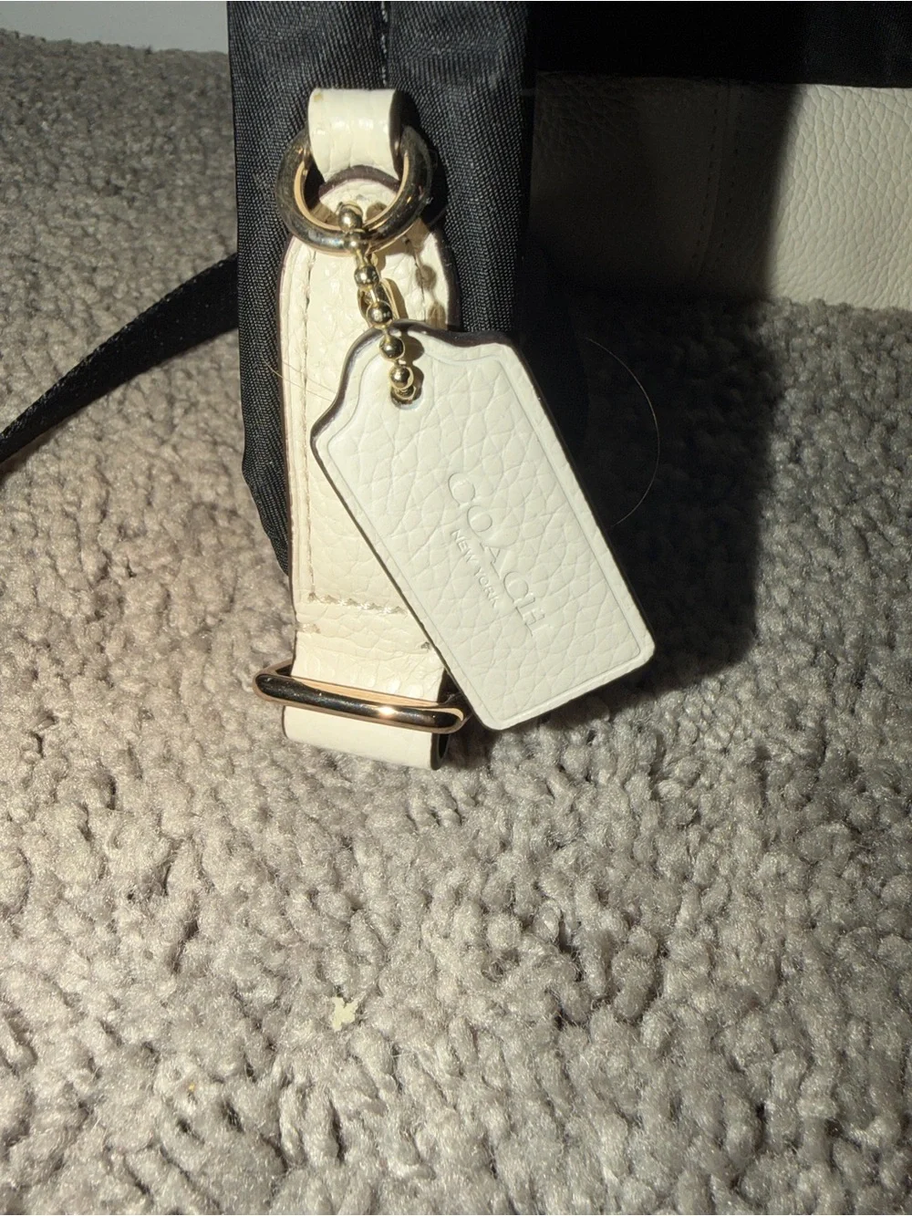 Coach Medium Charlie Backpack Pebble Leather Chalk White F38263 EUC